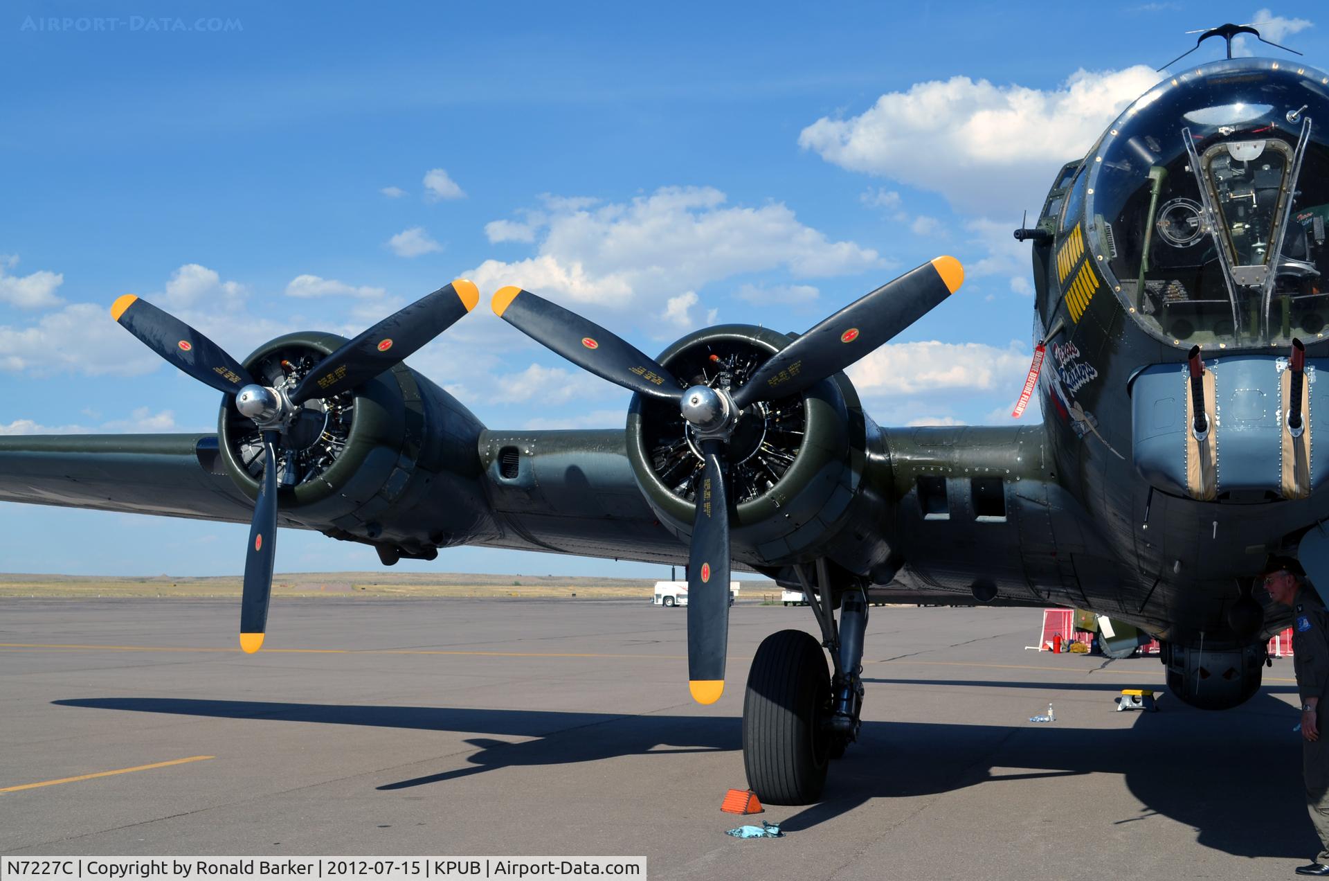 N7227C, 1944 Boeing B-17G Fortress C/N 32513, Pueblo