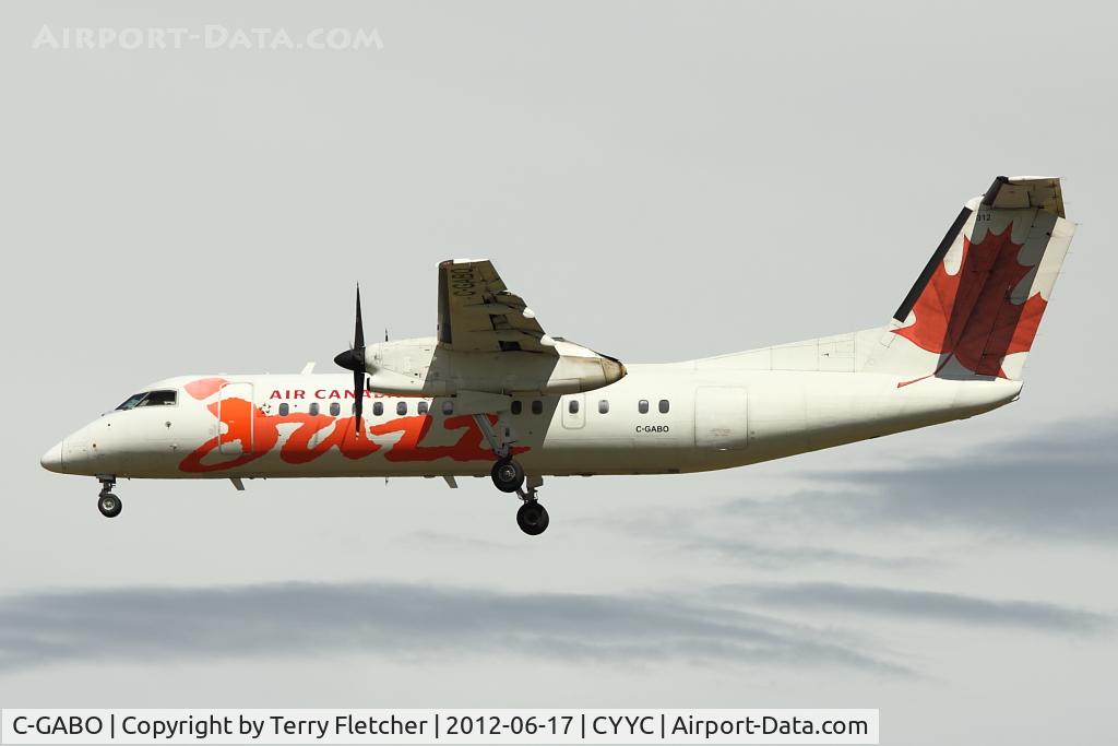 C-GABO, 1990 De Havilland Canada DHC-8-311 Dash 8 C/N 248, Jazz Dash 8 at Calgary