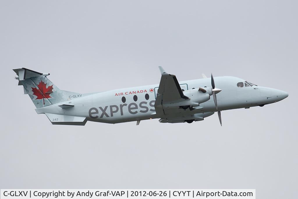 C-GLXV, 1996 Beech 1900D C/N UE-242, Air Canada Express B1900