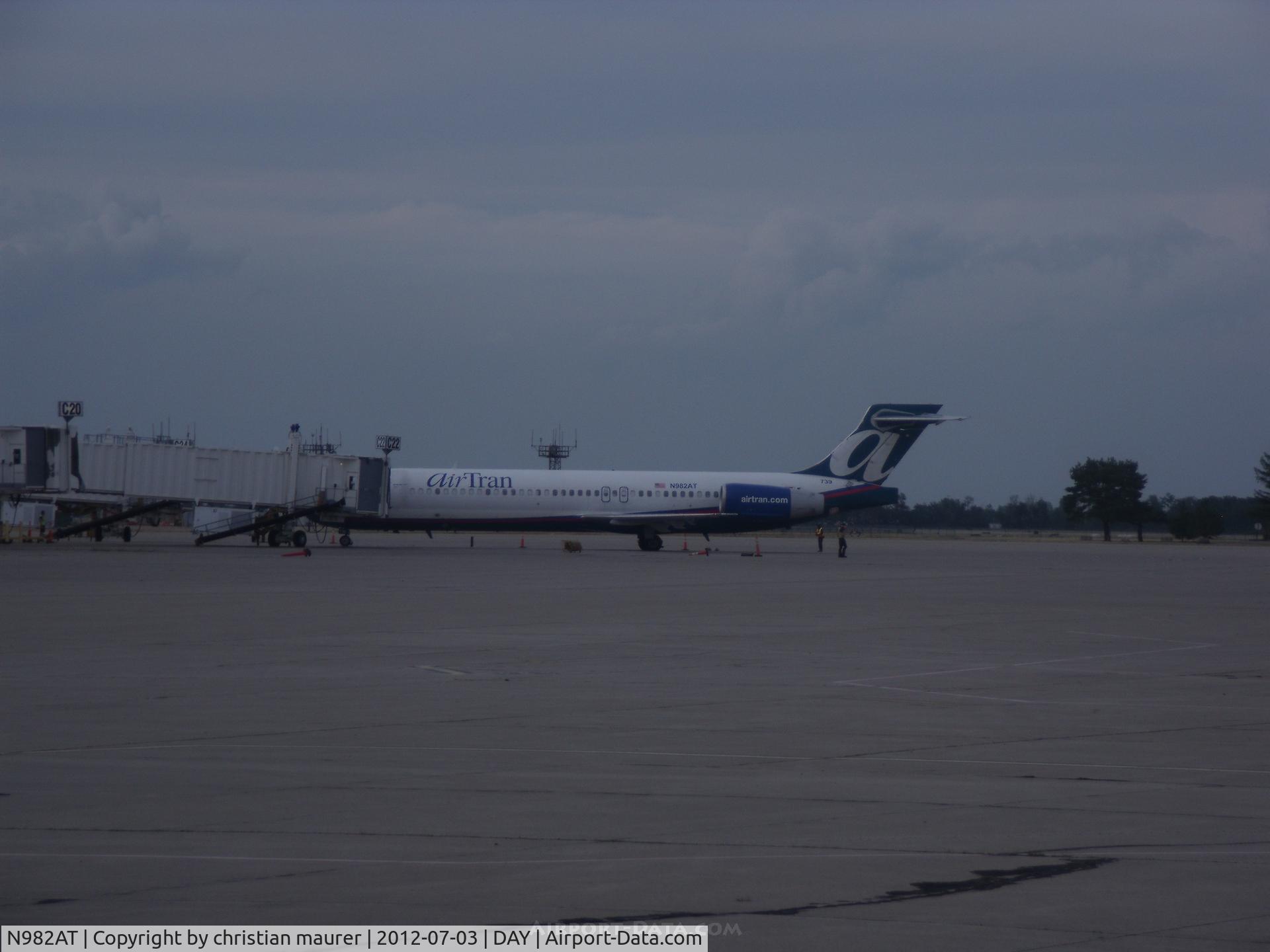 N982AT, 2002 Boeing 717-200 C/N 55041, boeing 717