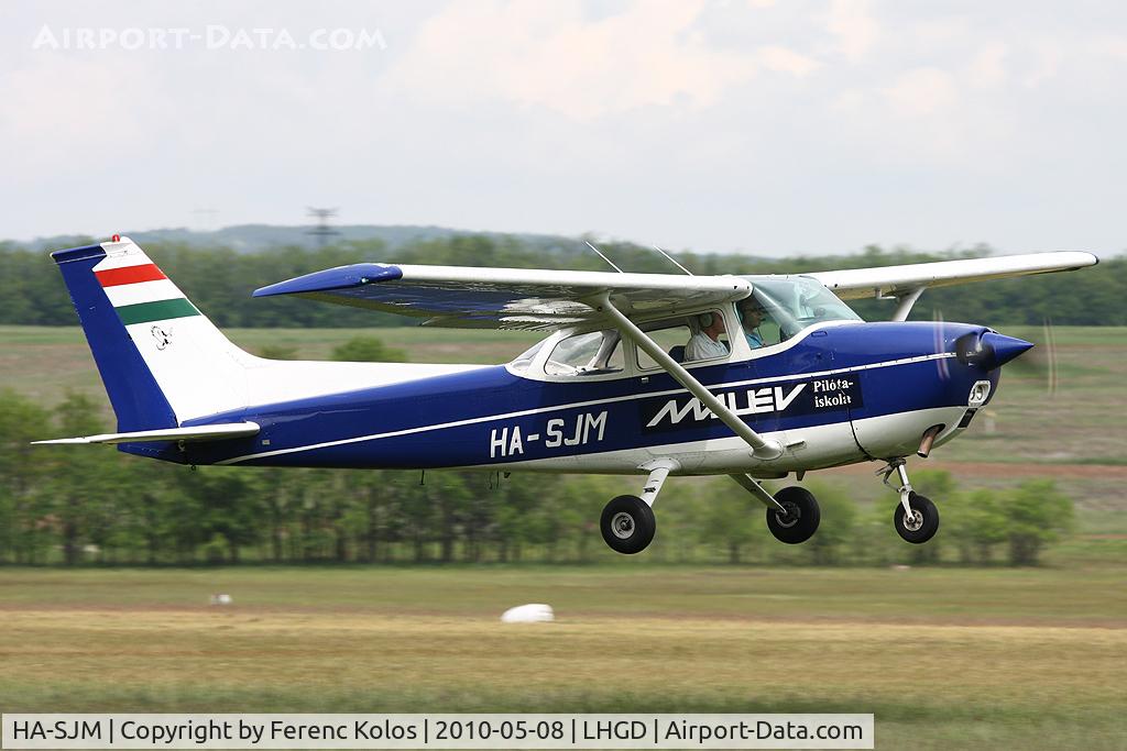 HA-SJM, Cessna 172M C/N 17261908, Gödöllö