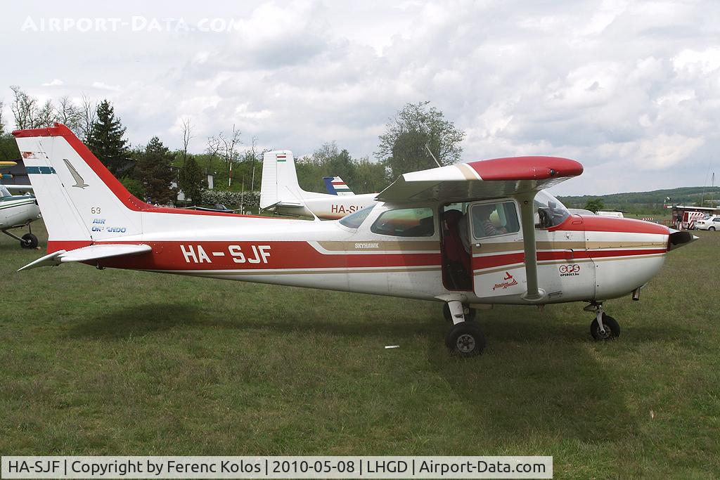 HA-SJF, 1979 Cessna 172N Skyhawk C/N 17273311, Gödöllö