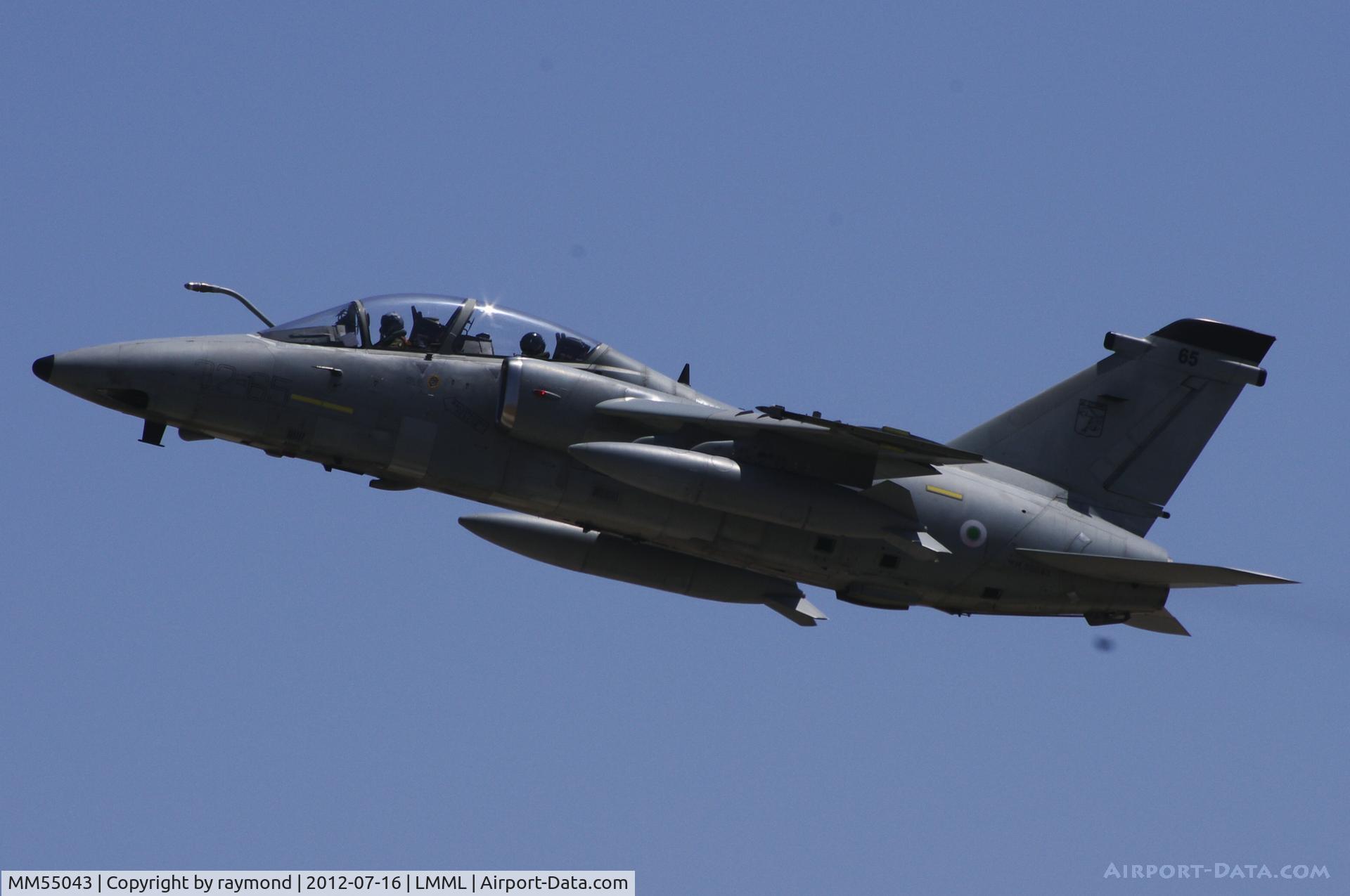 MM55043, AMX International AMX-T C/N IT018, AMX MM55043 (32-65) Italian Air Force.