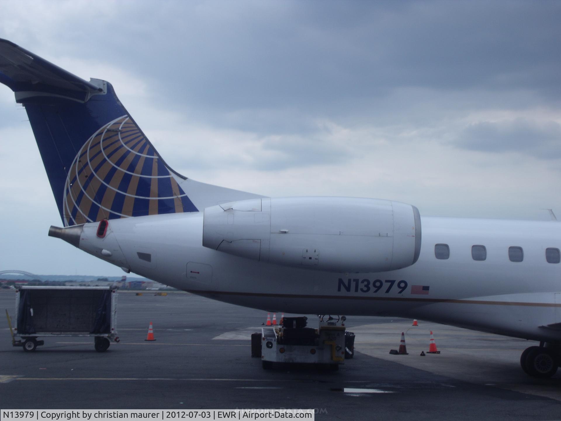 N13979, 1999 Embraer ERJ-145LR (EMB-145LR) C/N 145181, erj-145