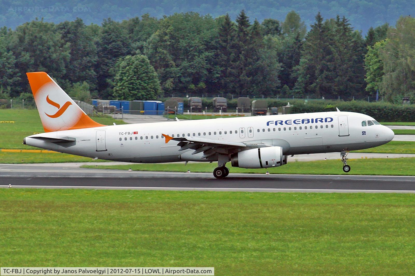 TC-FBJ, 1996 Airbus A320-232 C/N 580, Free Bird Airlines Airbus A320-232 landing in LOWL/LNZ