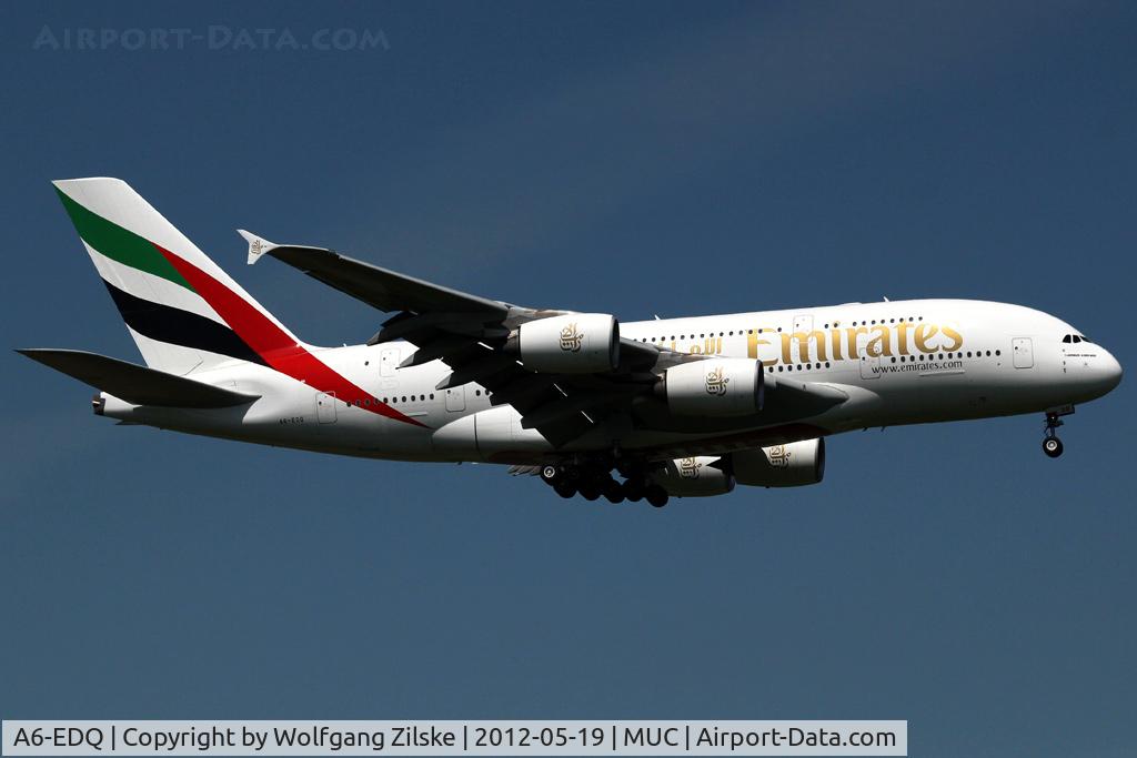 A6-EDQ, 2011 Airbus A380-861 C/N 080, visitor