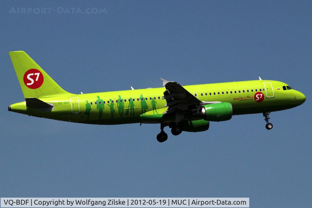VQ-BDF, 2009 Airbus A320-214 C/N 3880, visitor