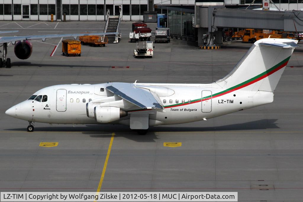 LZ-TIM, 1994 British Aerospace Avro 146-RJ70 C/N E1258, visitor