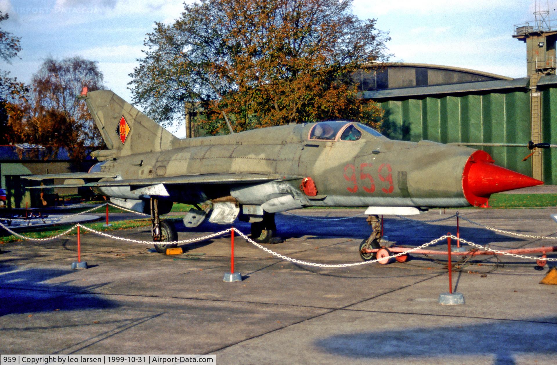 959, 1968 Mikoyan-Gurevich MiG-21SPS C/N 94A6503, Duxford 31.10.99
