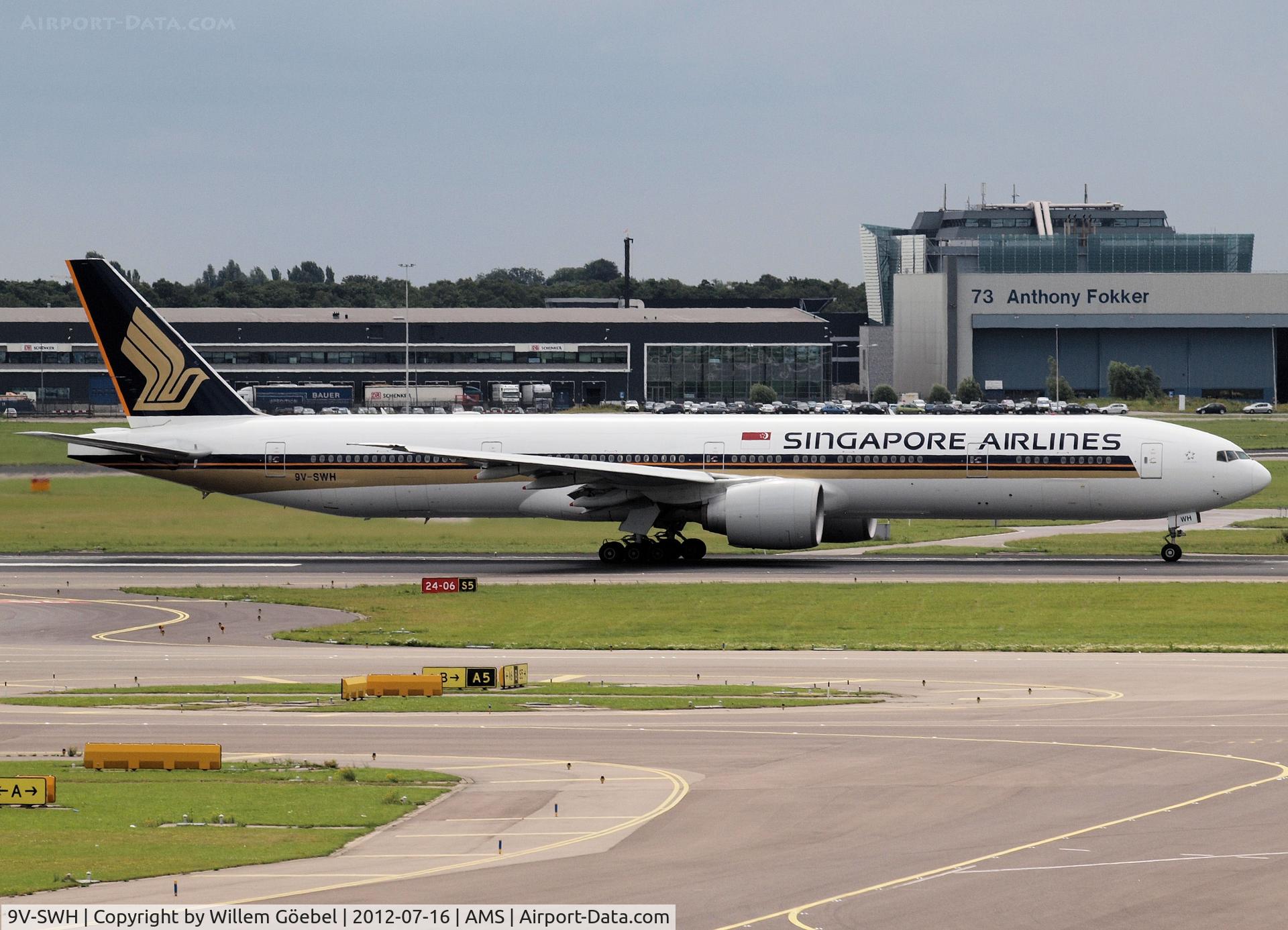 9V-SWH, 2007 Boeing 777-312/ER C/N 34573, Taxi to runway 24 of Schiphol Airport