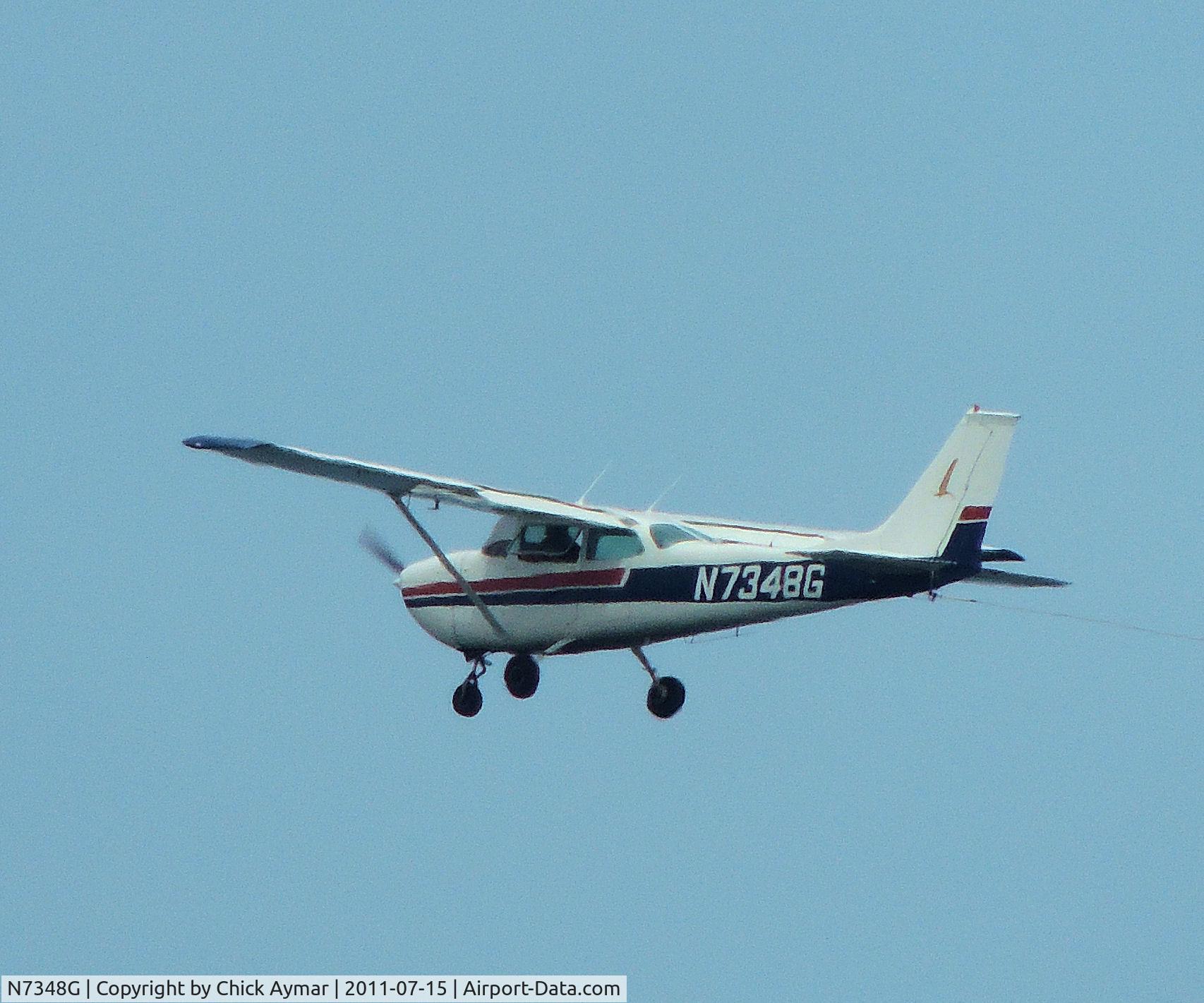N7348G, 1970 Cessna 172K Skyhawk C/N 17259048, Pulling banners over Long Beach Island 7/16/12