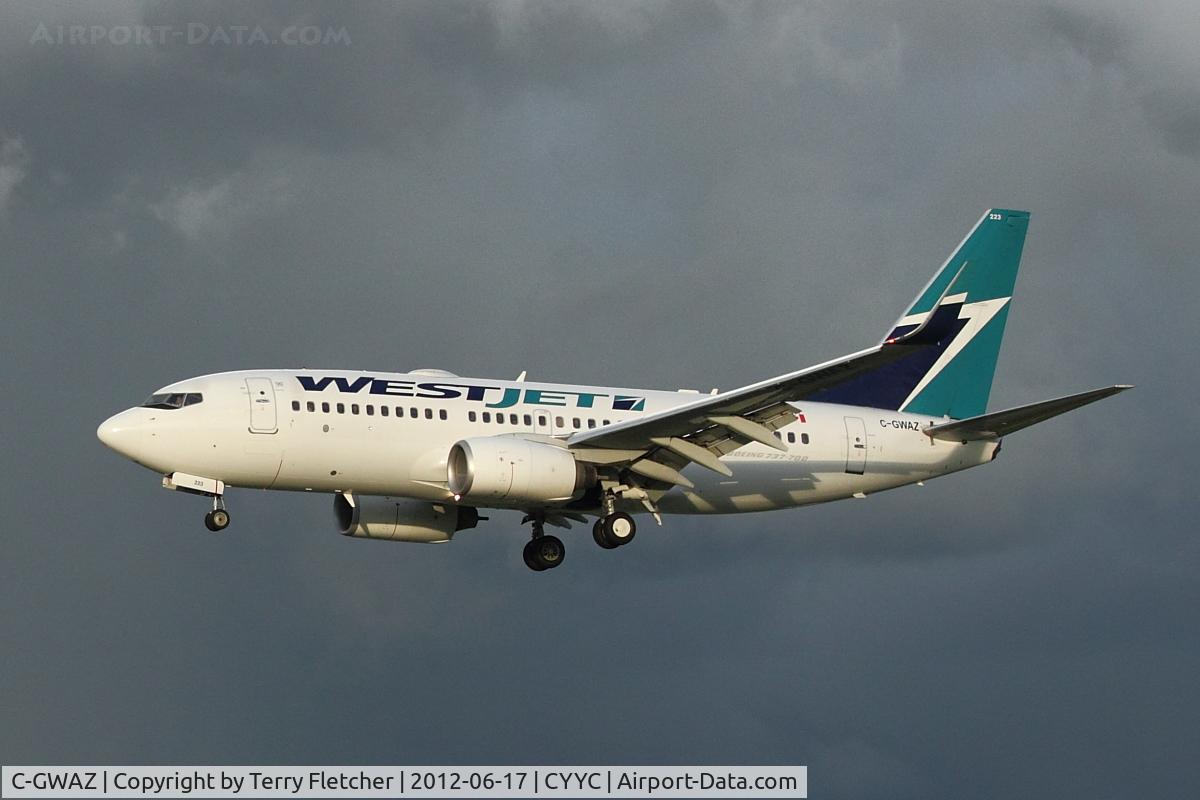 C-GWAZ, 2004 Boeing 737-7CT C/N 32763, at Calgary
