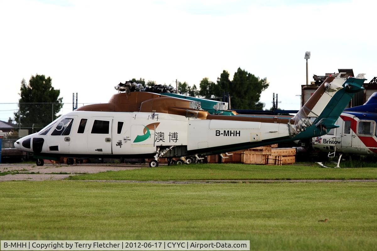 B-MHH, 1997 Sikorsky S-76C+ C/N 760476, ex Macau Helicopter with Eagle Aviation at Calgary