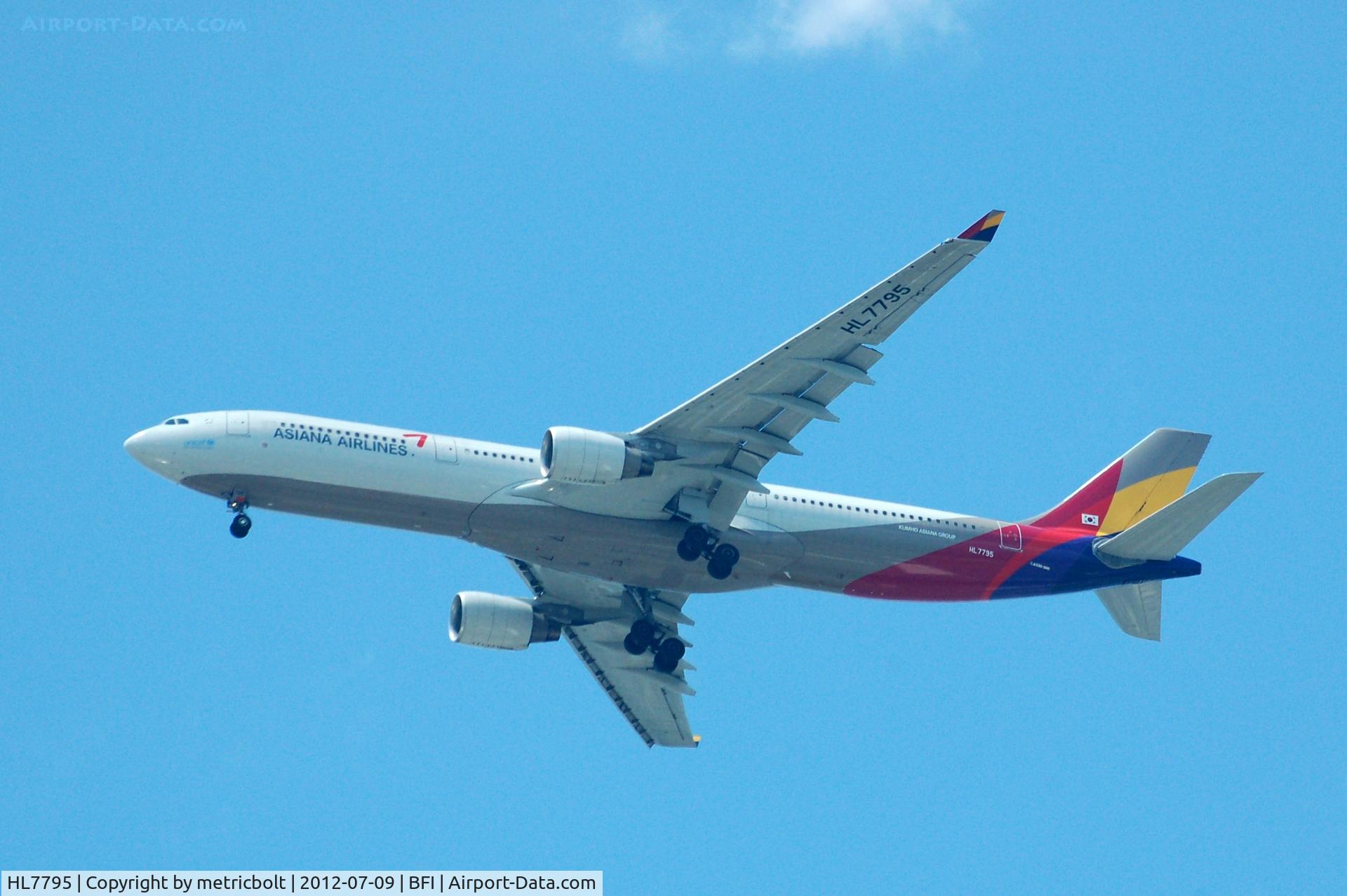 HL7795, 2011 Airbus A330-323X C/N 1211, In flight over BFI to SEA