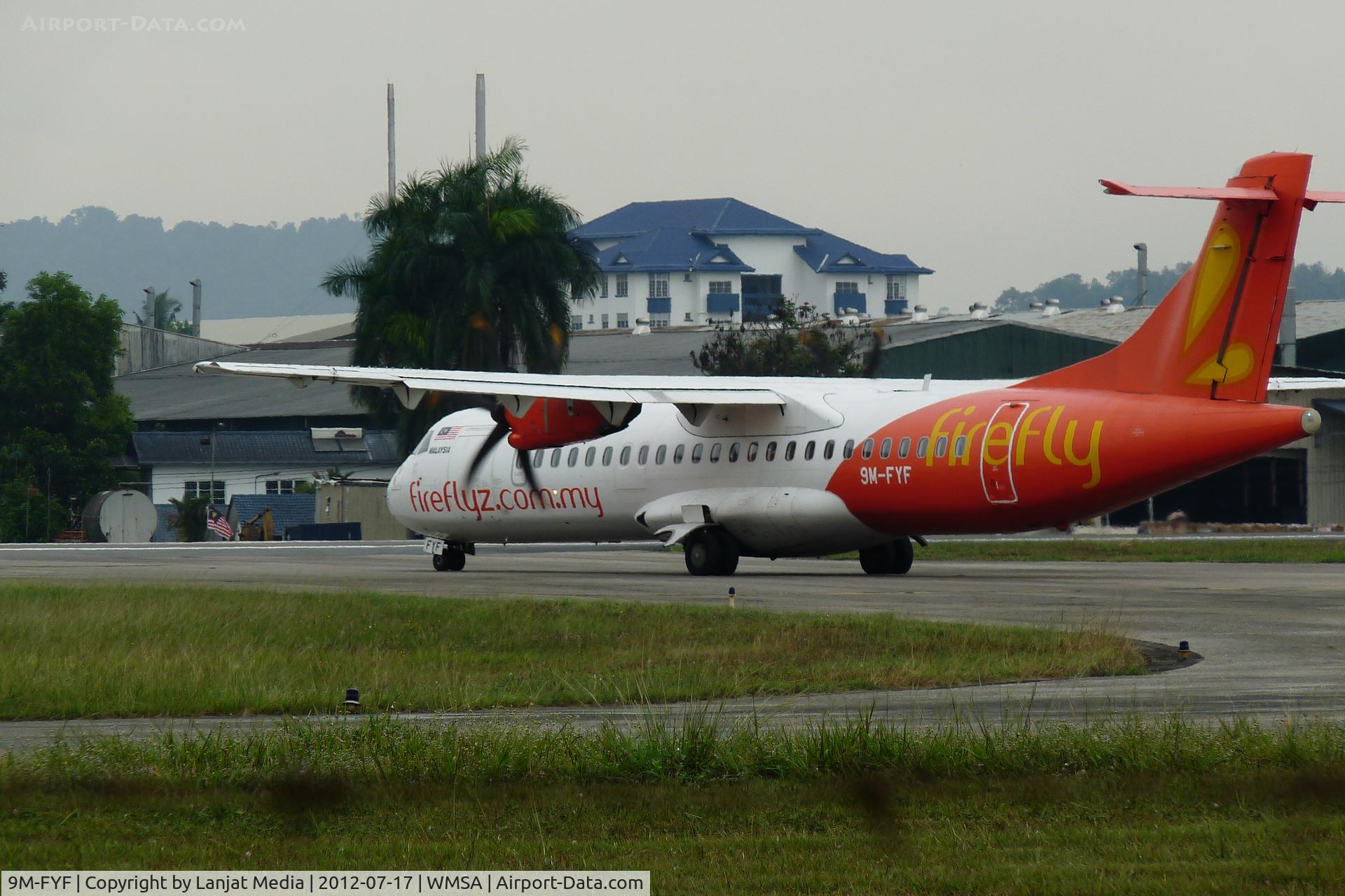 9M-FYF, 2009 ATR 72-212A C/N 860, Exiting Juliette 15 Gate