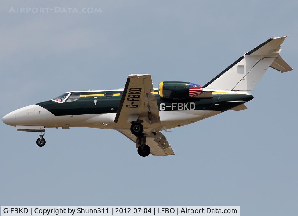 G-FBKD, 2010 Cessna 510 Citation Mustang Citation Mustang C/N 510-0346, Landing rwy 32L