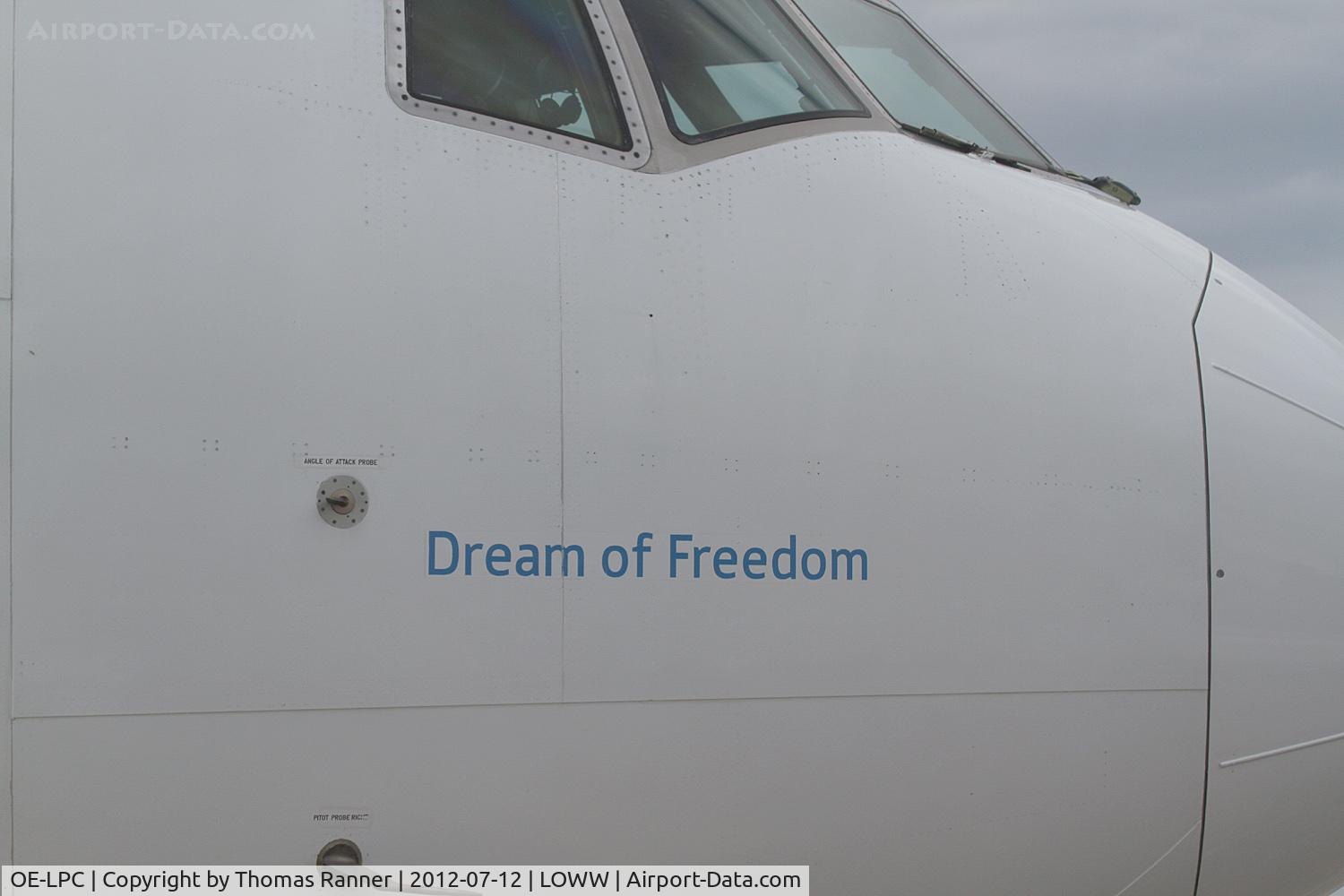 OE-LPC, 2002 Boeing 777-2Z9/ER C/N 29313, Austrian Airlines Boeing 777