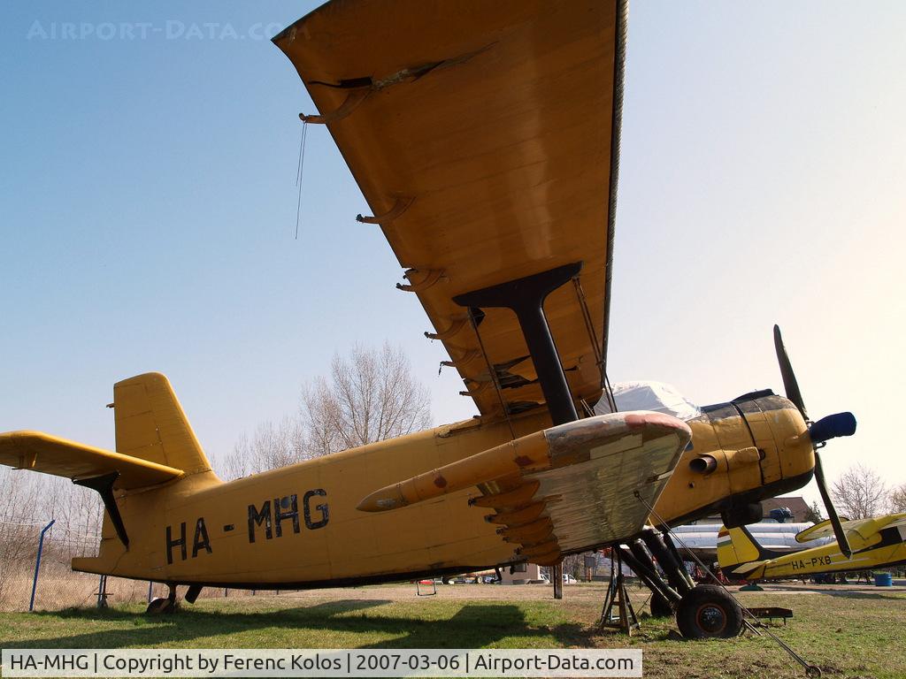 HA-MHG, 1967 Antonov An-2M C/N 601220, Csepel