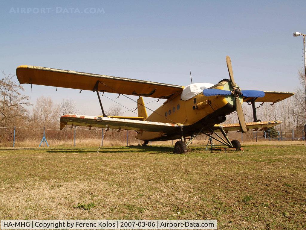 HA-MHG, 1967 Antonov An-2M C/N 601220, Csepel