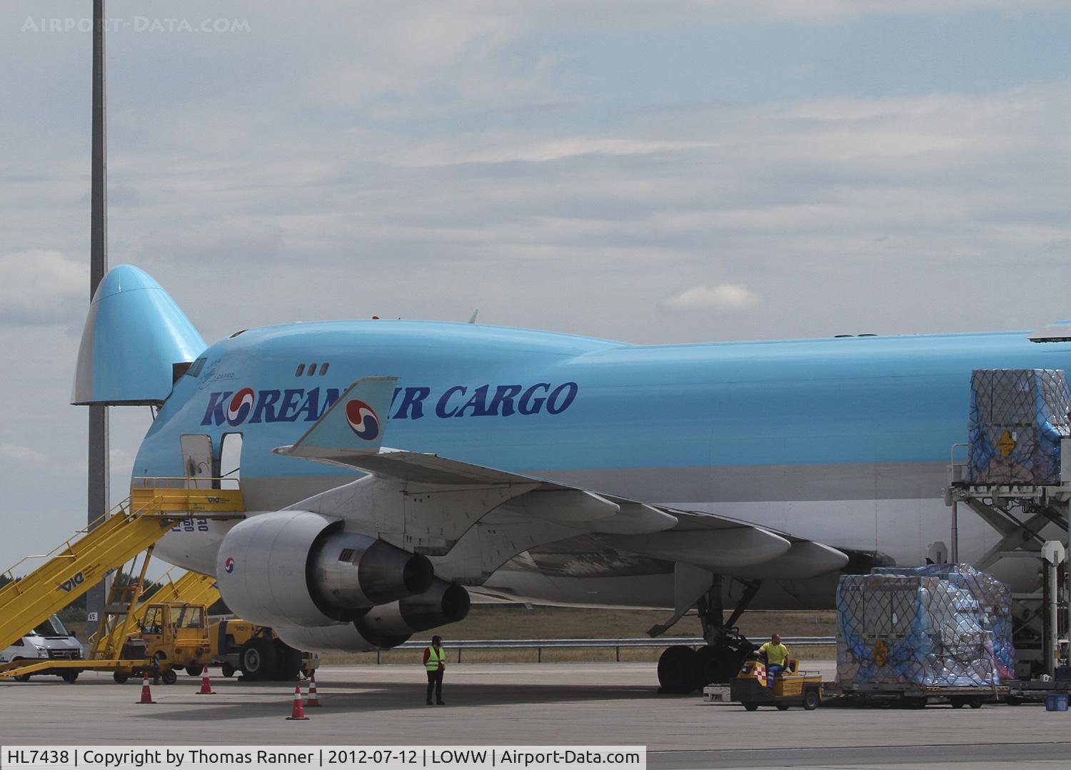 HL7438, 2003 Boeing 747-4B5ERF C/N 33515, Korean Air Cargo Boeing 747