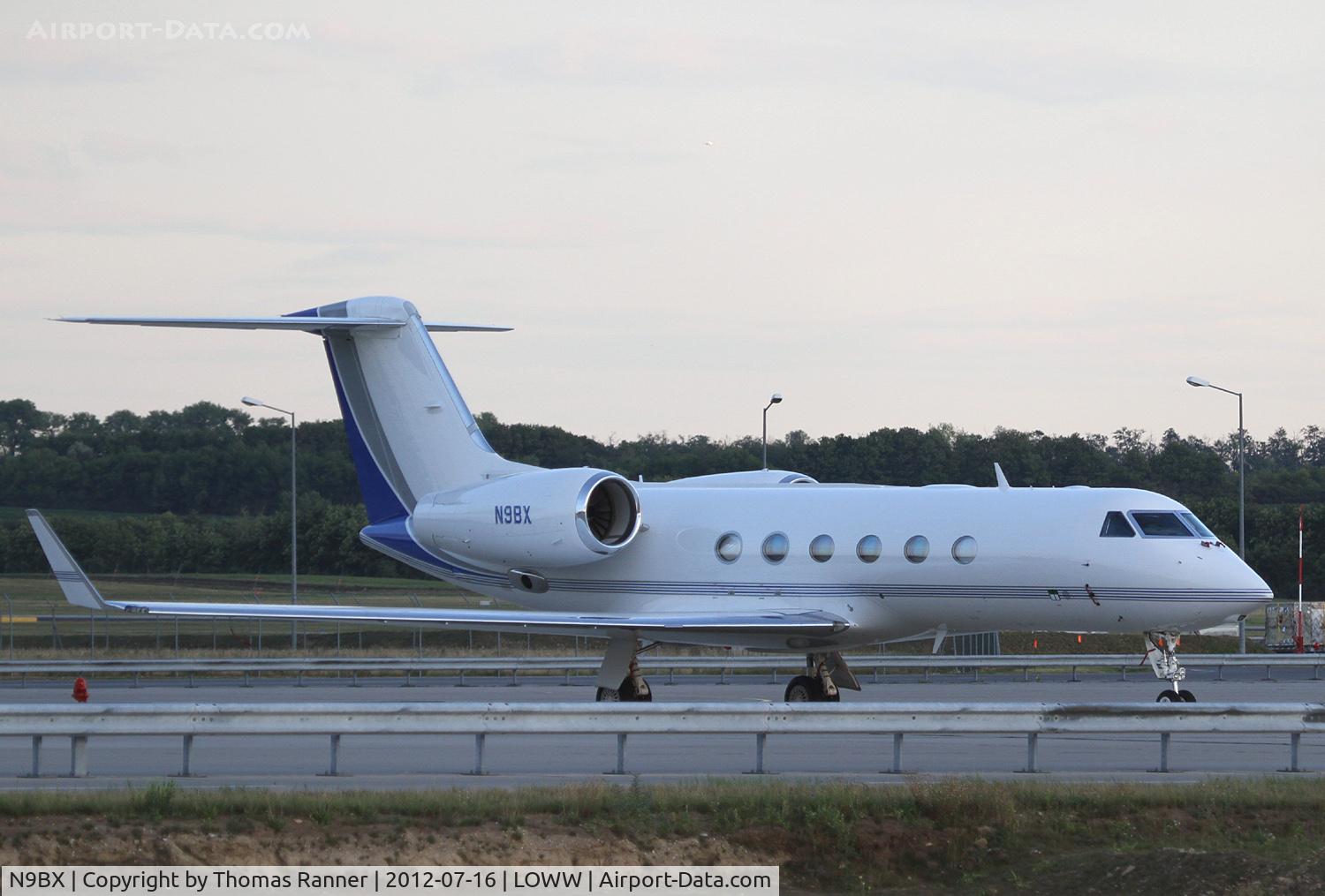 N9BX, 2008 Gulfstream Aerospace GIV-X (G450) C/N 4145, Gulfstream G450