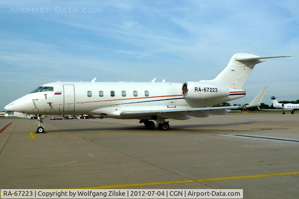 RA-67223, 2007 Bombardier Challenger 300 (BD-100-1A10) C/N 20172, visitor