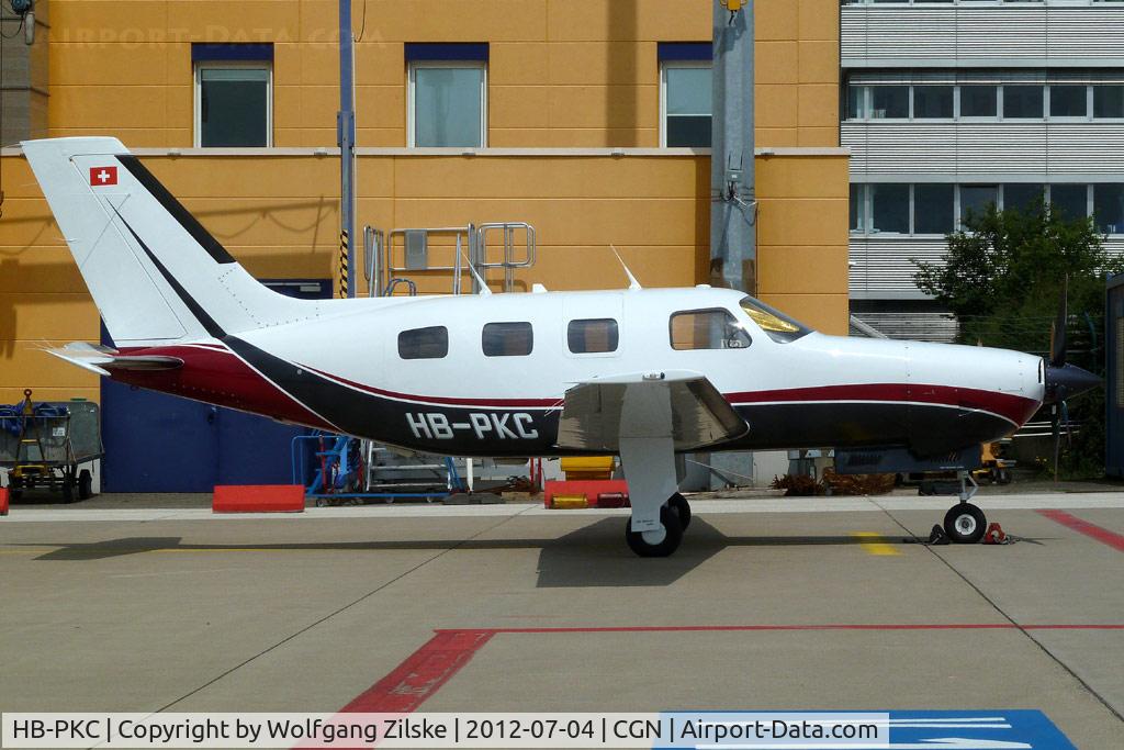 HB-PKC, 1986 Piper PA-46-310P Malibu C/N 46-8608033, visitor