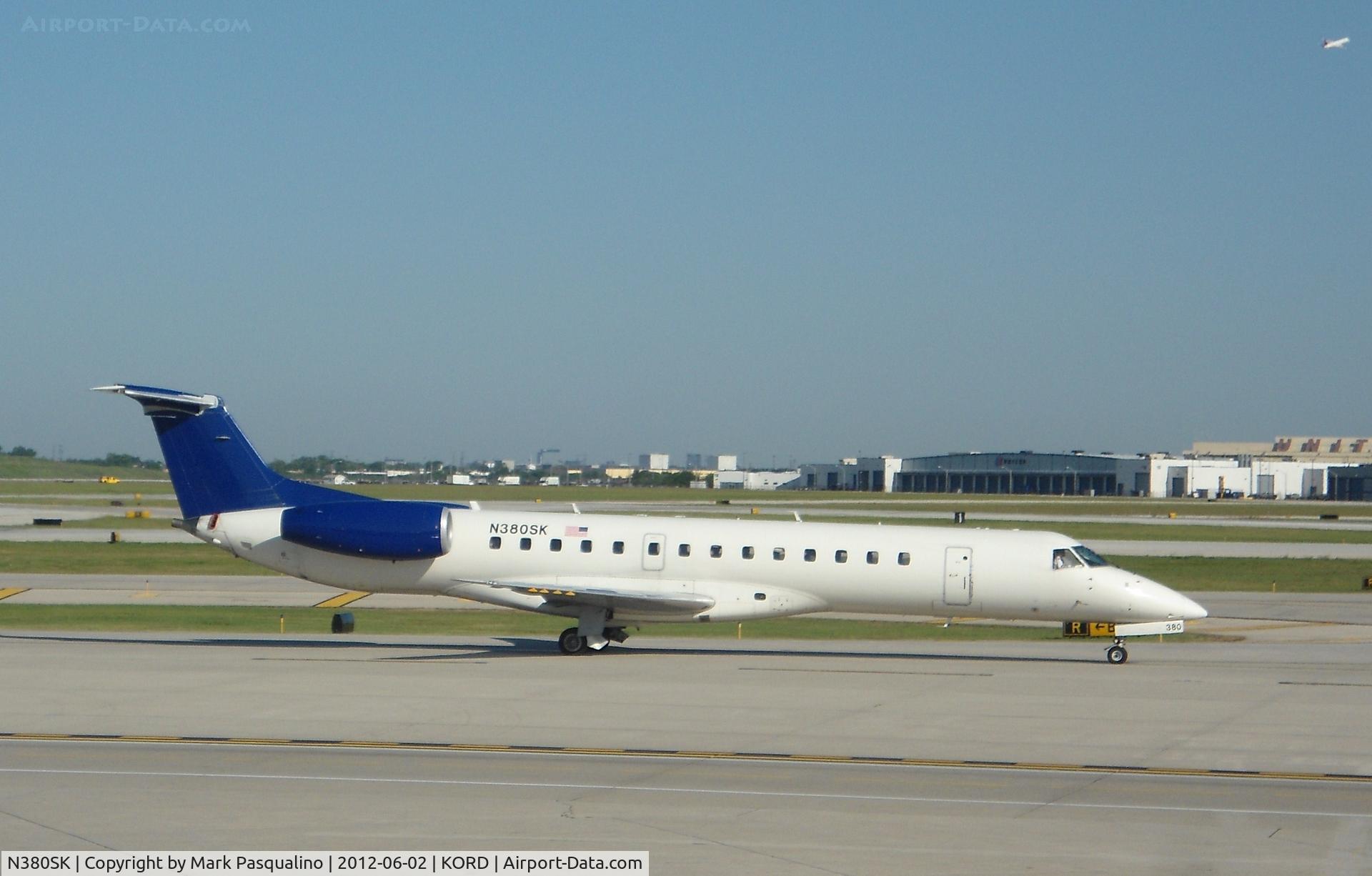 N380SK, 2002 Embraer ERJ-140LR (EMB-135KL) C/N 145613, EMB-135KL