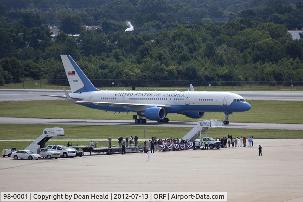 98-0001, 1998 Boeing VC-32A (757-200) C/N 29025, 