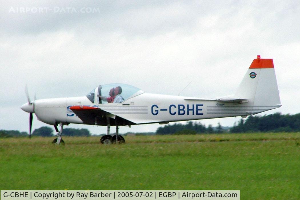 G-CBHE, 1987 Slingsby T-67M-200 Firefly C/N 2050, Slingsby T.67M 200 Firefly [2050] Kemble~G 02/07/2005. Seen here.