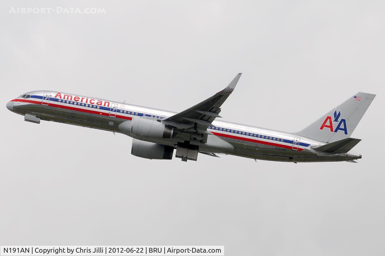 N191AN, 2001 Boeing 757-223 C/N 32385, American AIrlines