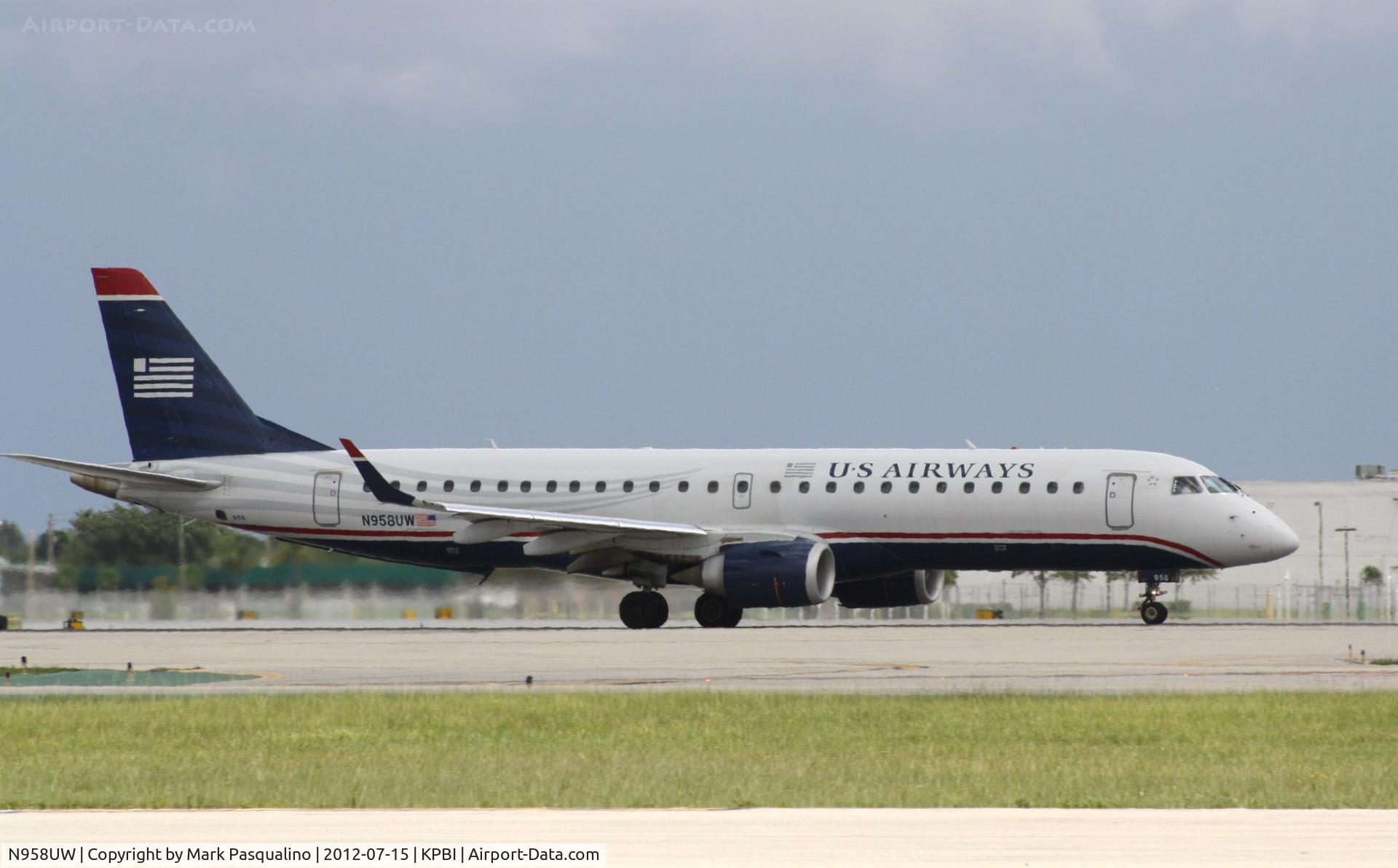 N958UW, 2008 Embraer ERJ-190-100 IGW 190AR C/N 19000164, ERJ 190-100 IGW