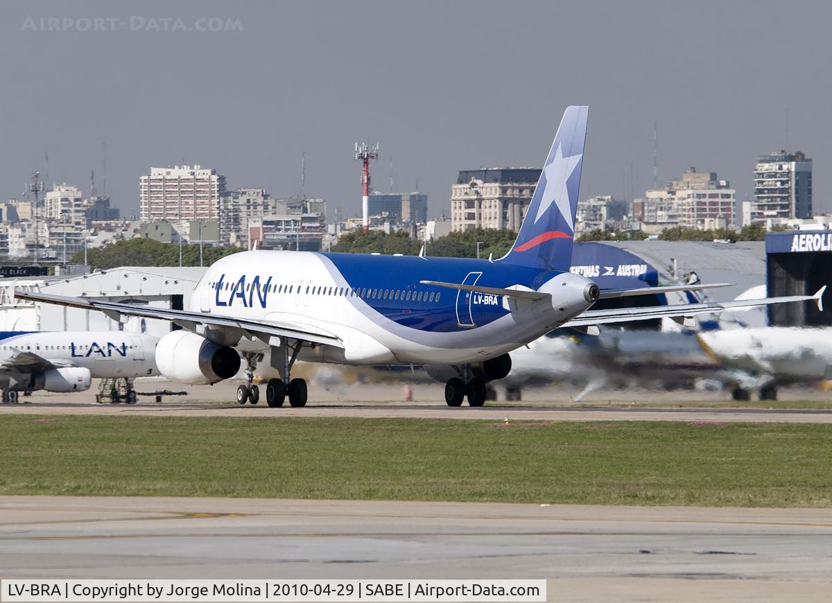 LV-BRA, 2000 Airbus A320-233 C/N 1304, Rotation...