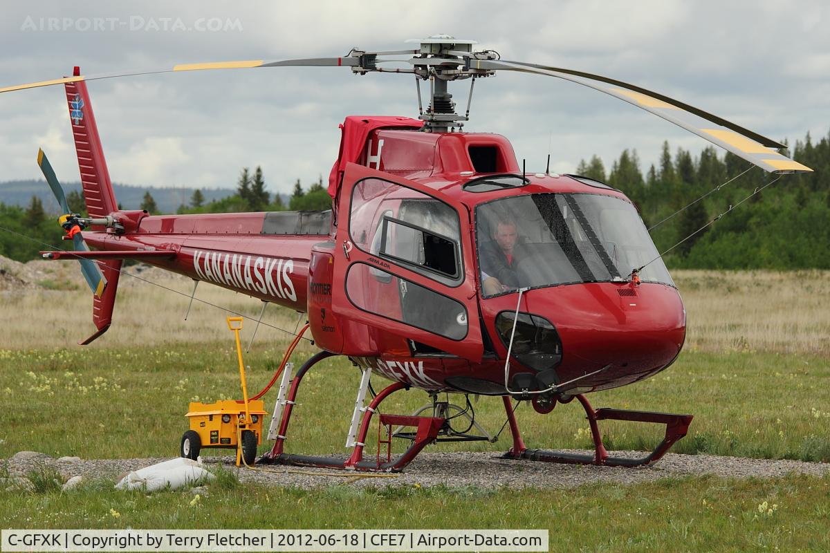 C-GFXK, 1994 Aerospatiale AS-350BA Ecureuil C/N 2822, Kananaskis Village Helistop Airport