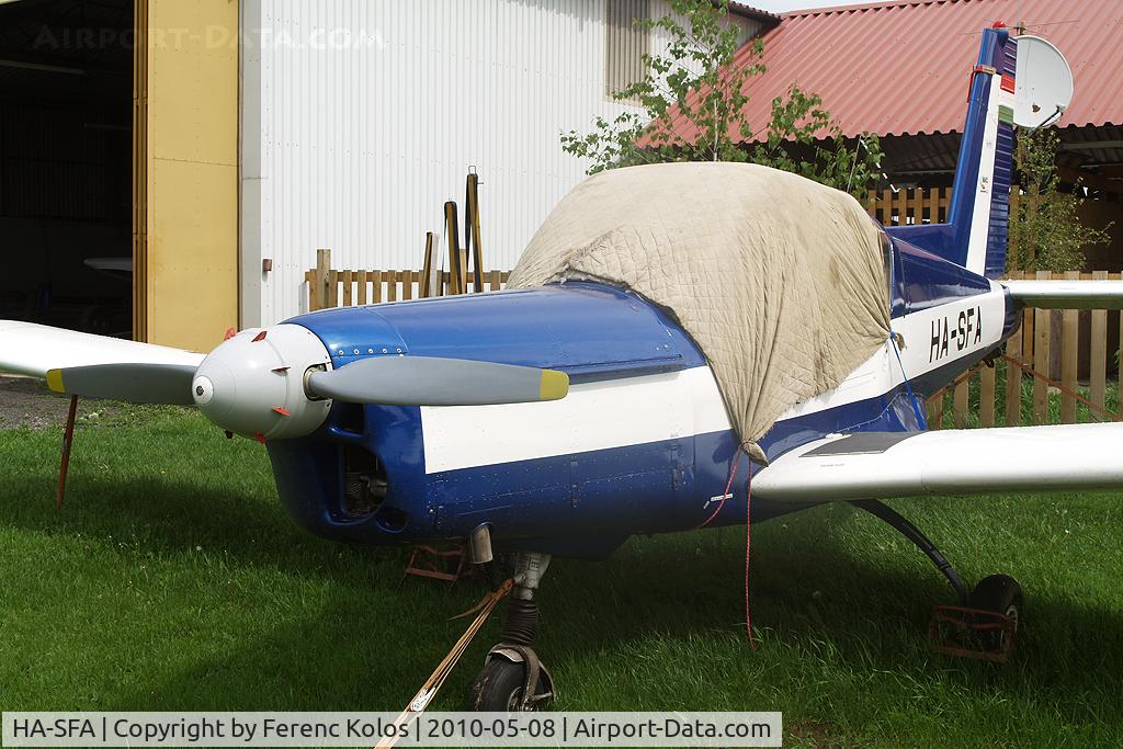 HA-SFA, 1979 Zlin Z-42M C/N 0175/06, Atkár