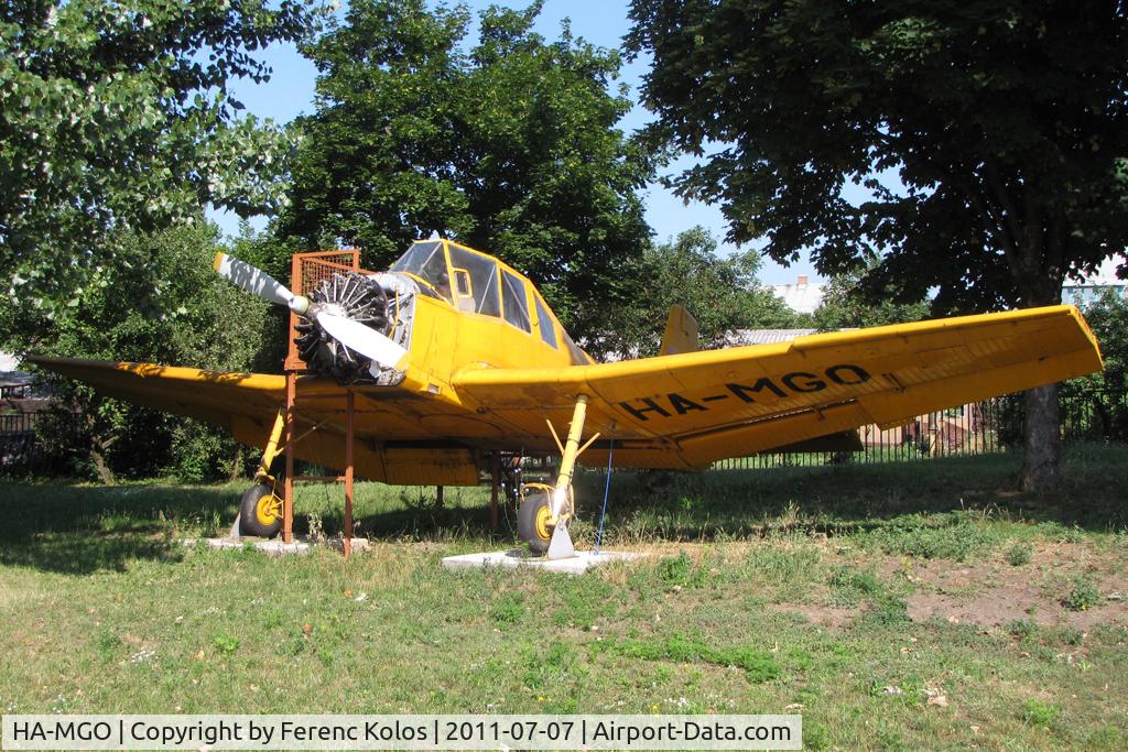 HA-MGO, 1970 Let Z-37A-2 Cmelak Parka C/N 10-12, Zugló