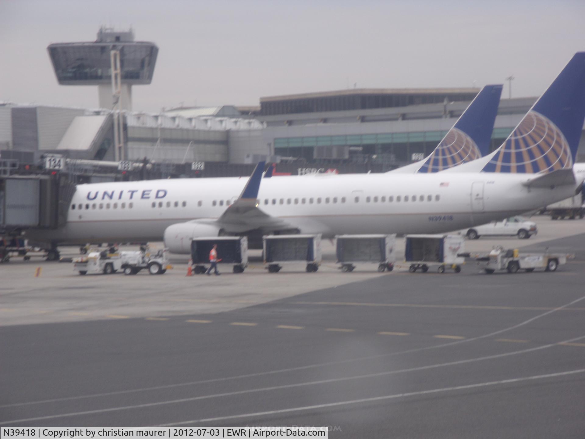 N39418, 2008 Boeing 737-924/ER C/N 33456, united 737-900er