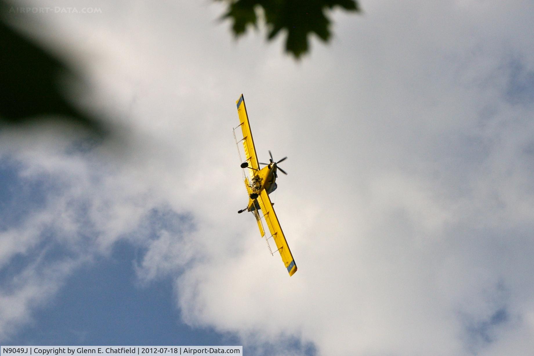 N9049J, 1999 Air Tractor Inc AT-602 C/N 602-0550, Over my house in North Liberty, IA