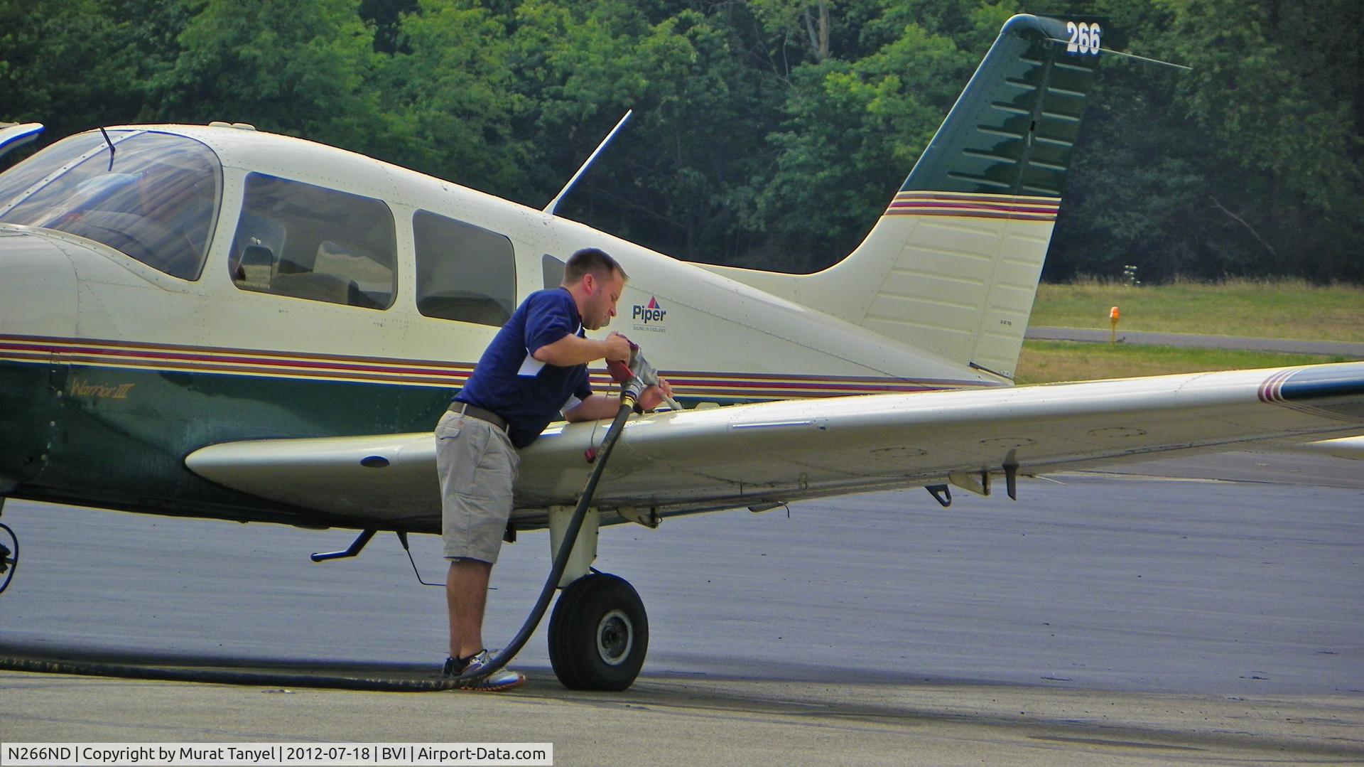 N266ND, 2000 Piper PA-28-161 C/N 2842066, Fueling at BVI