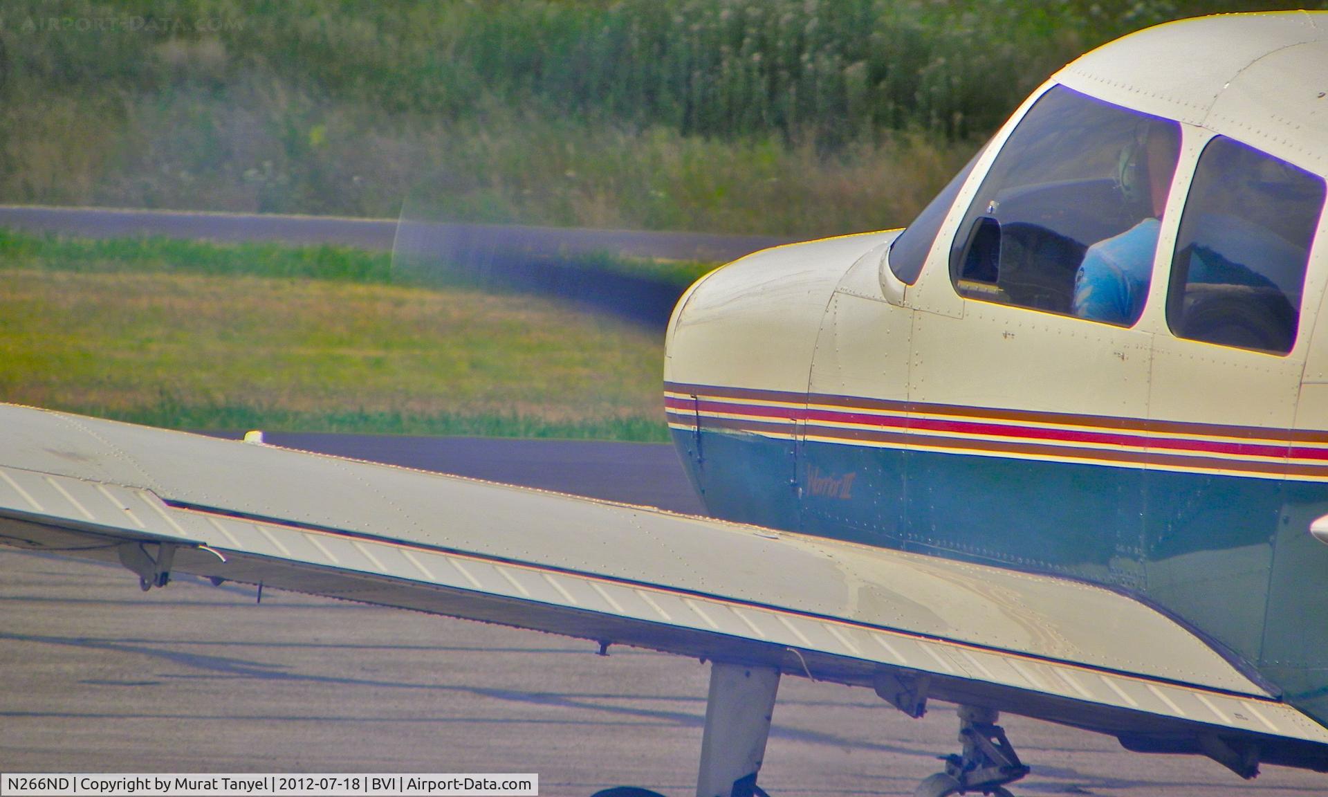 N266ND, 2000 Piper PA-28-161 C/N 2842066, The propeller blur