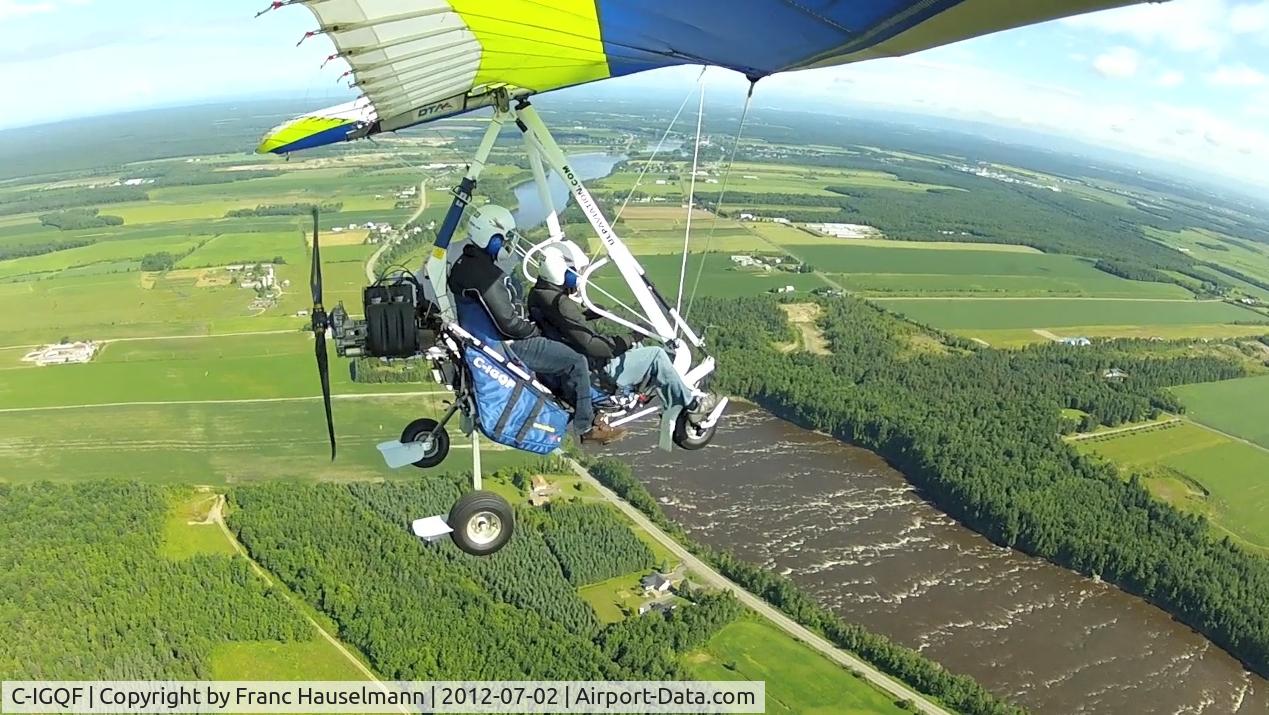 C-IGQF, 2006 DTA Combo 503 C/N 047, During a training flight in Saint-Lambert de Lauzon. It was with ULPAviation.com