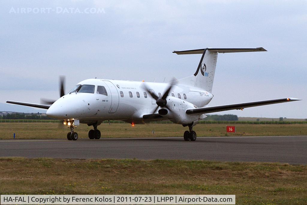 HA-FAL, 1990 Embraer EMB-120 Brasilia C/N 120176, Pogány