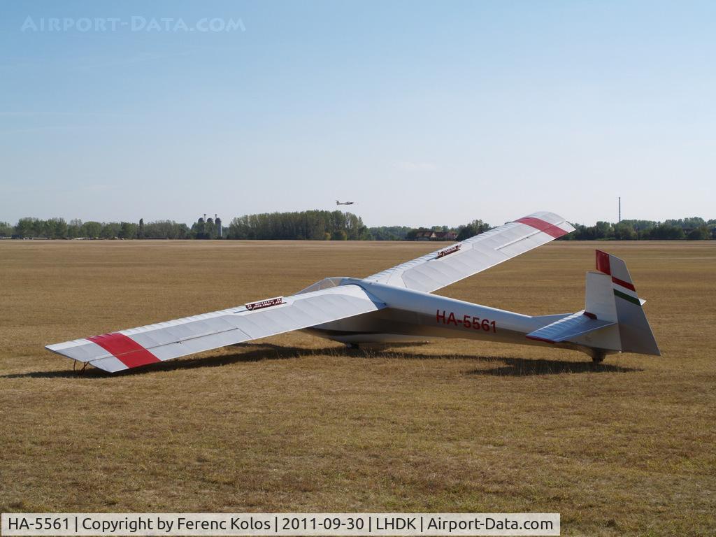 HA-5561, 1989 Rubik R-26SU Góbé 82 C/N AA800071, Dunakeszi