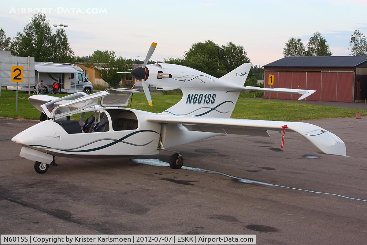 N601SS, 2000 Precision Design Inc SEASTAR C/N 001, Nice visitor.