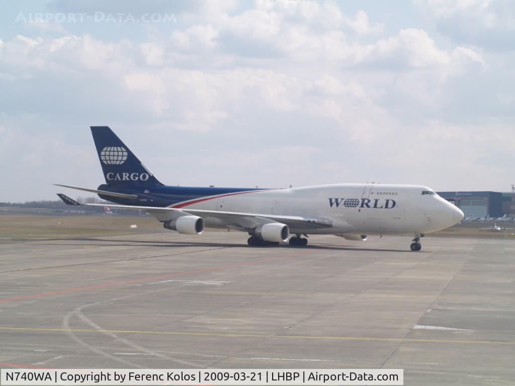 N740WA, 1993 Boeing 747-4H6 C/N 25700, Ferihegy