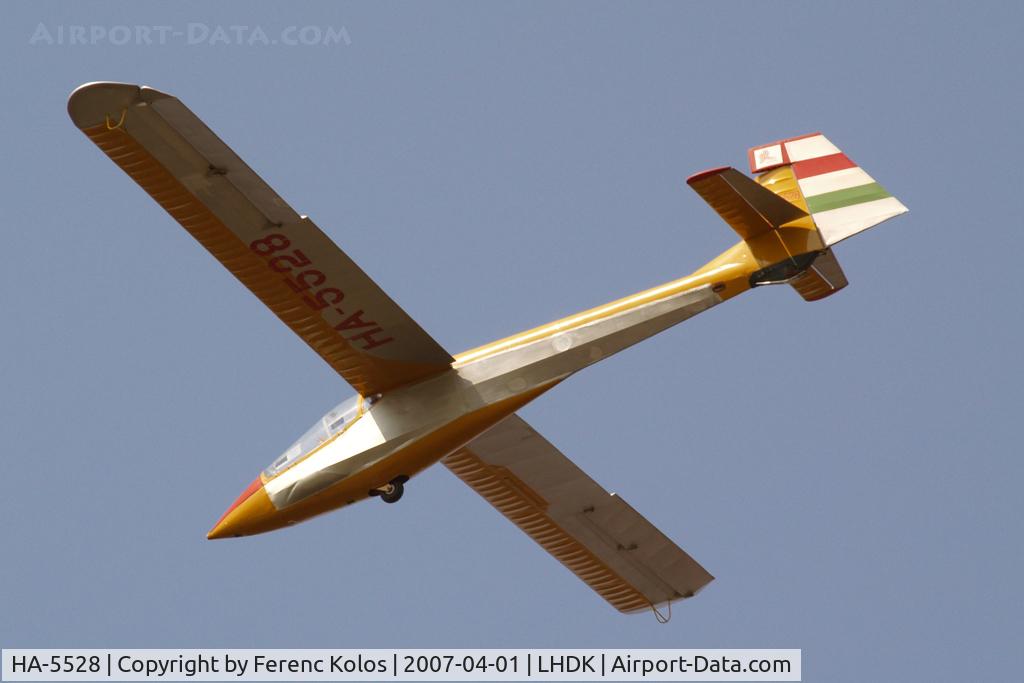 HA-5528, 1985 Rubik R-26SU Góbé 82 C/N AA800044, Dunakeszi