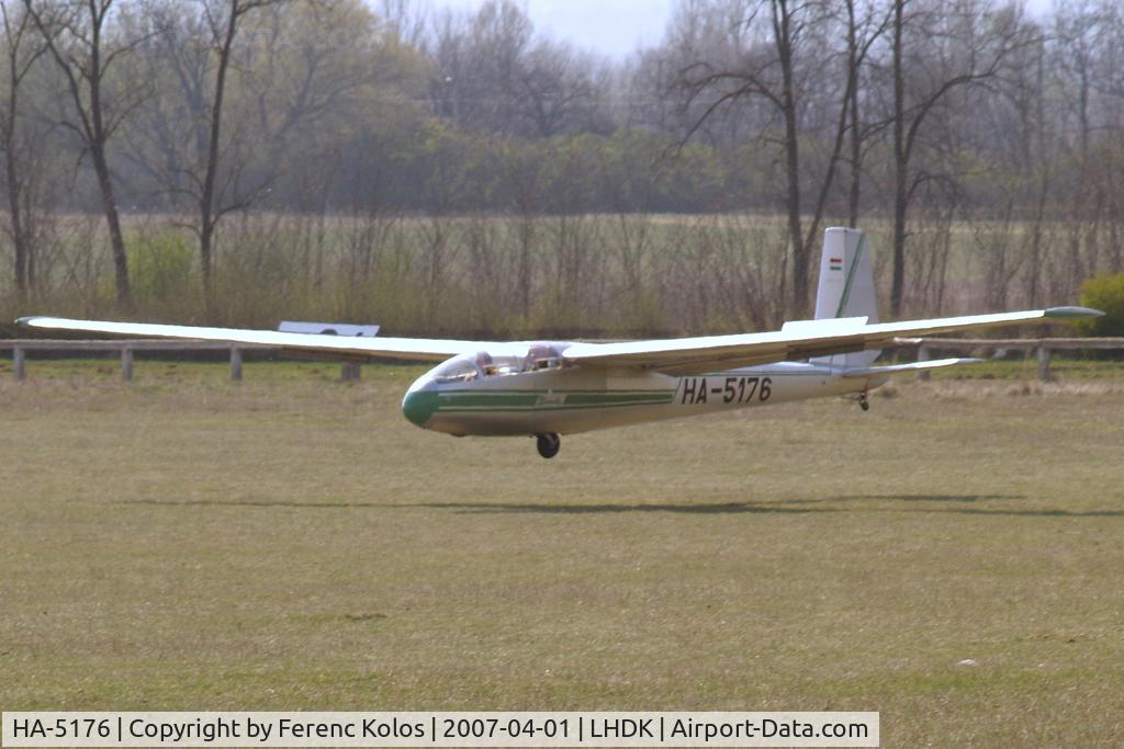 HA-5176, 1980 Let L-13 Blanik C/N 027360, Dunakeszi