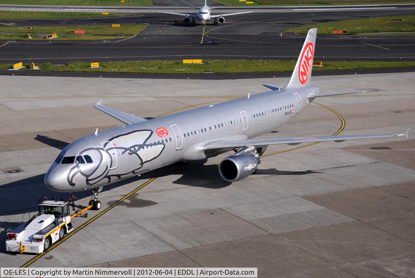 OE-LES, 2008 Airbus A321-211 C/N 3504, Niki