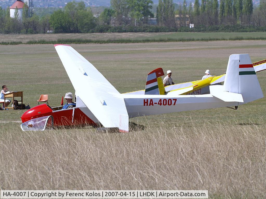 HA-4007, Schleicher K-8B C/N 8569, Dunakeszi