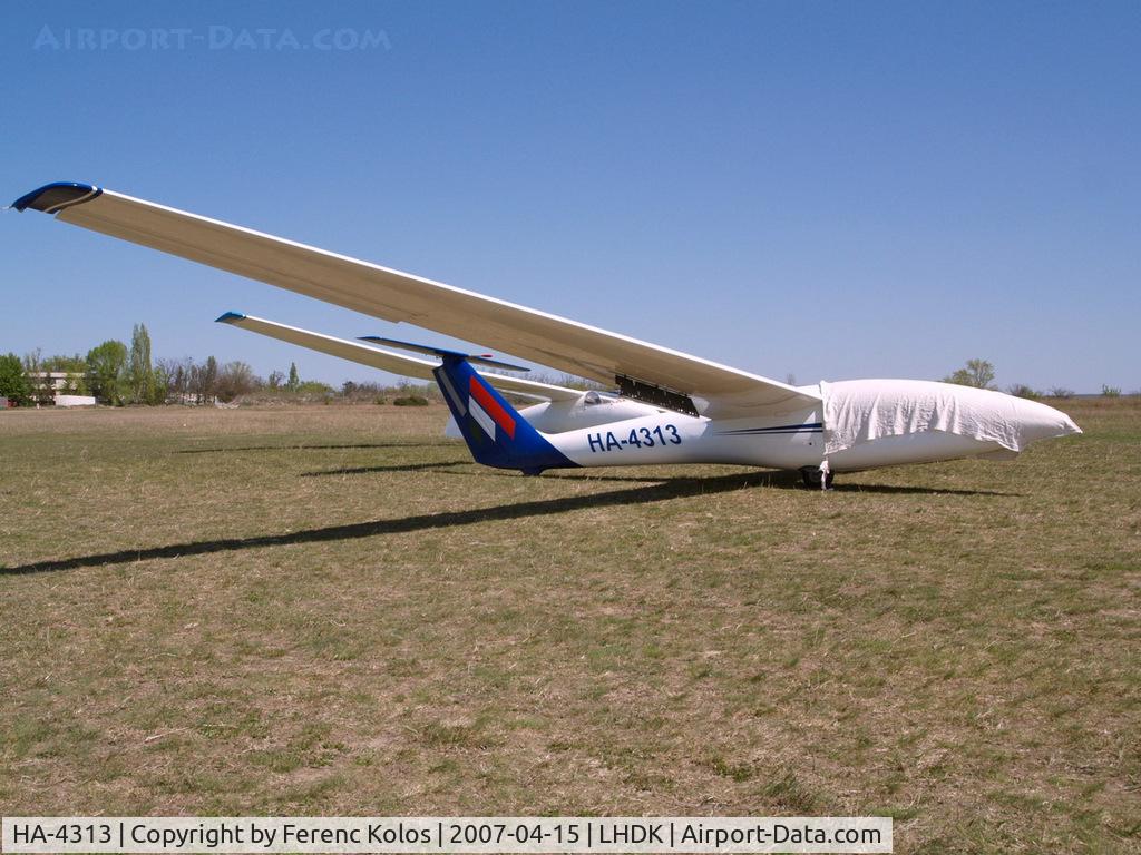 HA-4313, 1975 PZL-Bielsko SZD-36A Cobra 15 C/N W-726, Dunakeszi